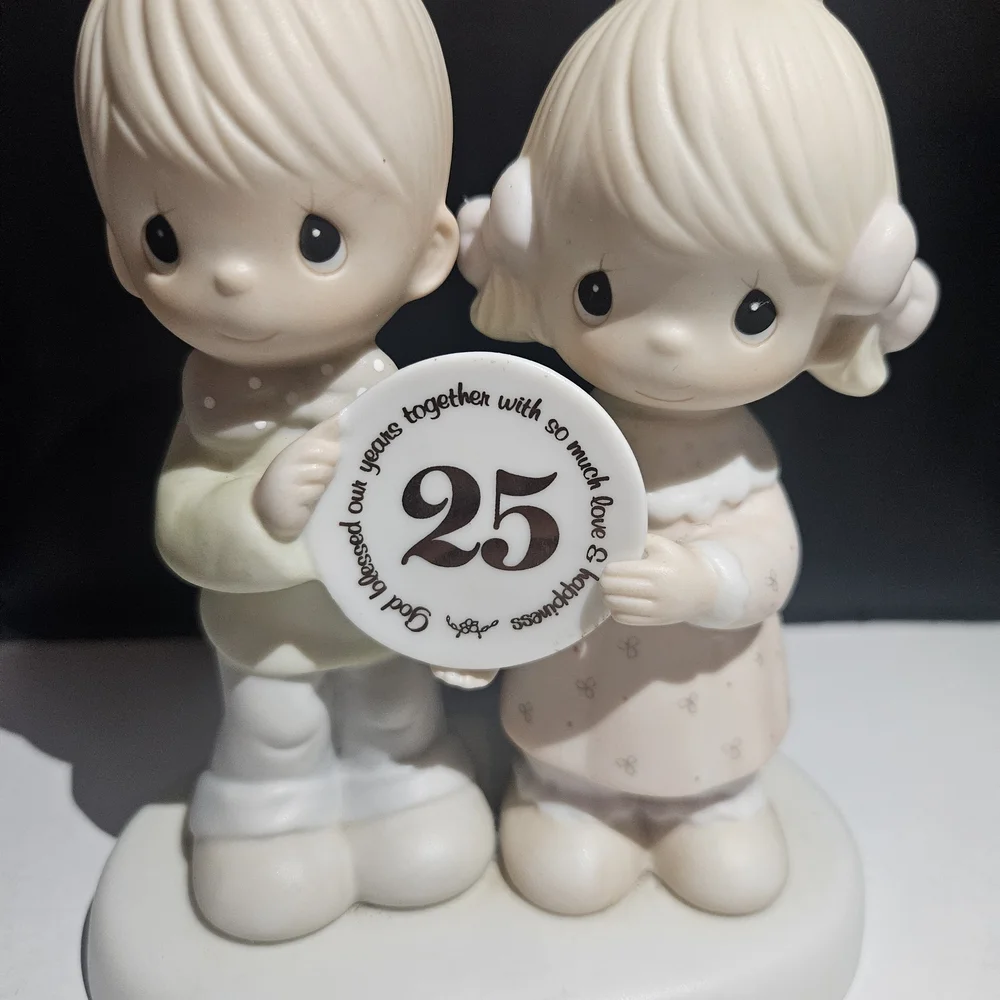 Precious Moments Cream and White Cake Topper